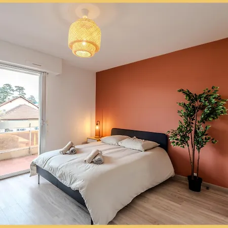 Le Cosy Nest I I *