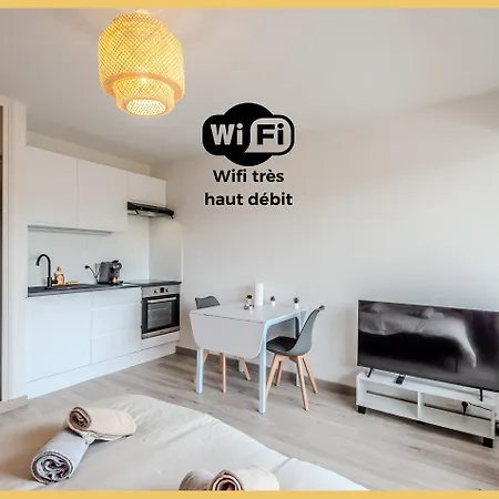 Le Cosy Nest I I エトランビエール