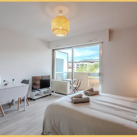 Le Cosy Nest I I Apartment