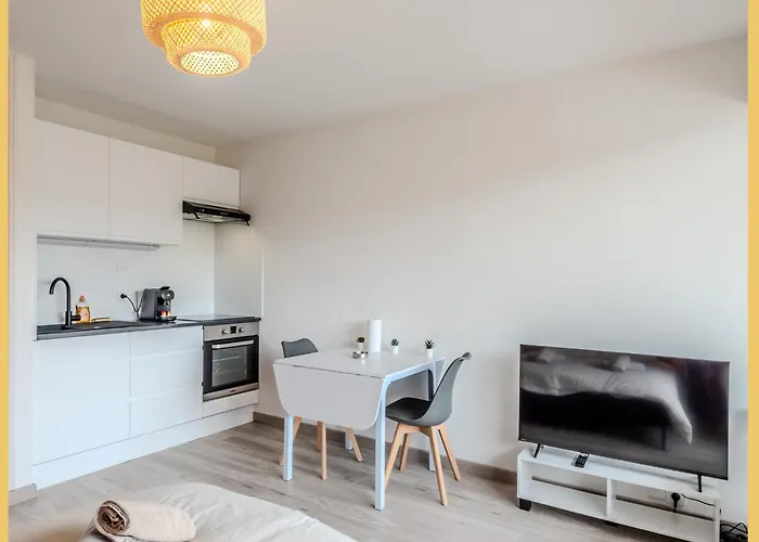 Apartament Le Cosy Nest I I *